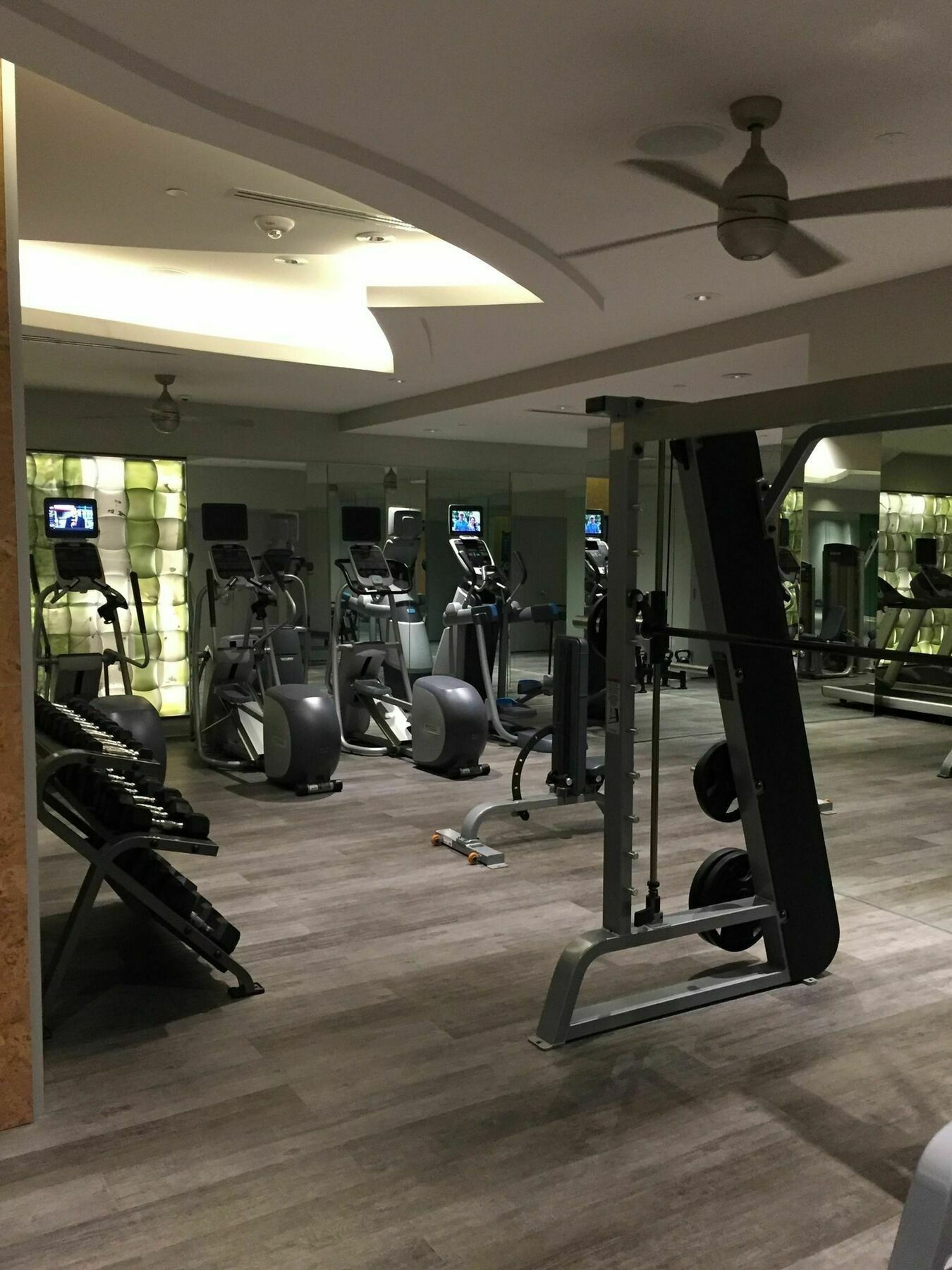 ארלינגטון Executive Apartments At The Tellus מראה חיצוני תמונה